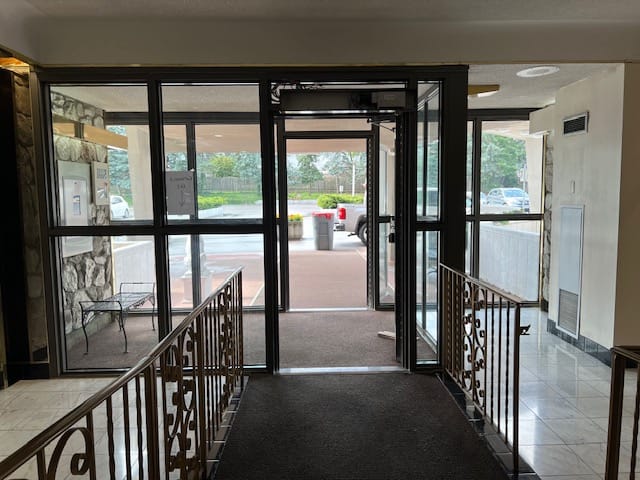 Doors Installation and Replacement